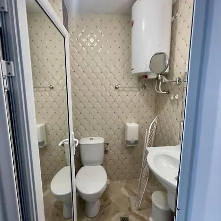 아파트 White Studio With а Pool In 써니비치